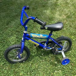 Magna Crocodile Cruiser Kids Bike w/ Training Wheels