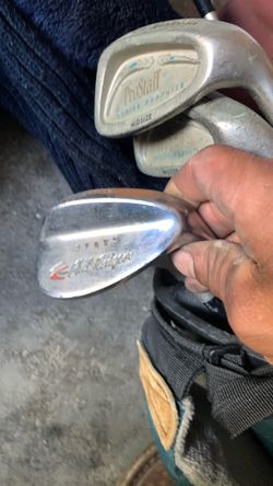 Ladies Wilson golf clubs