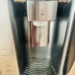 LG refrigerator