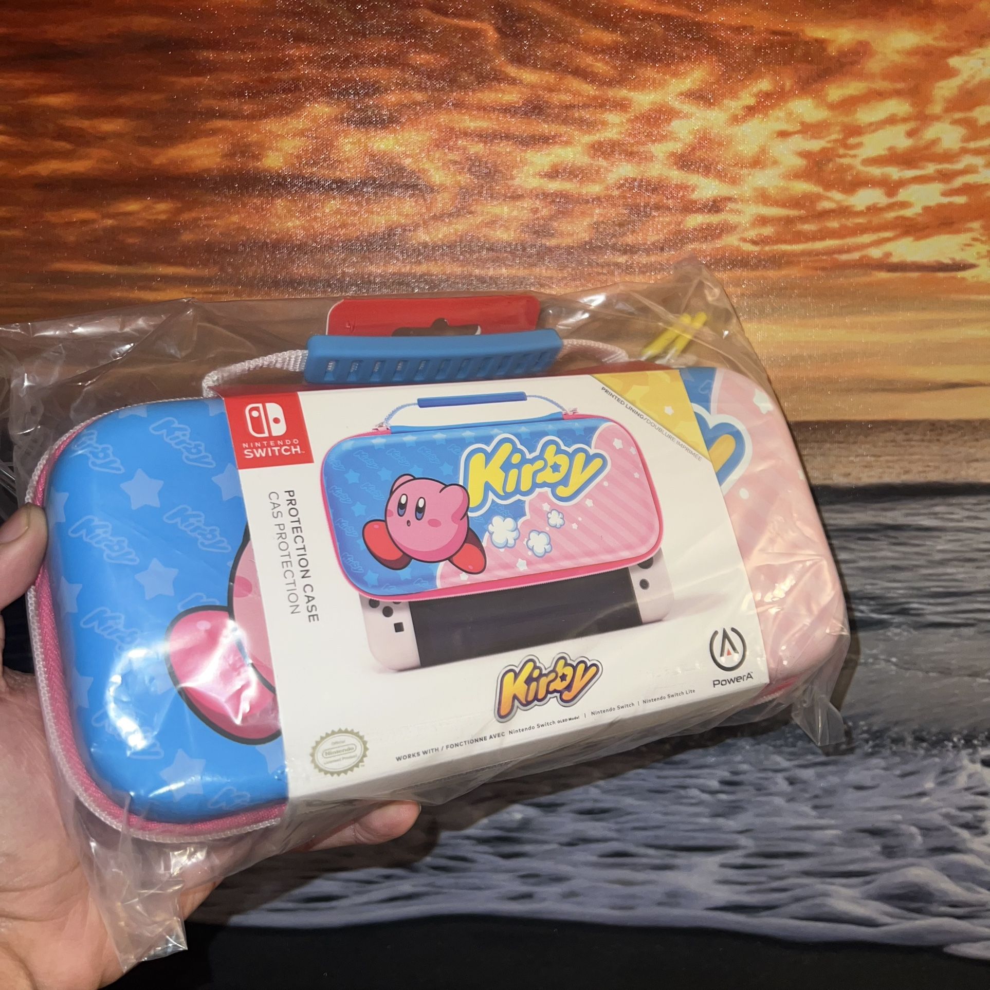 Official carrying Case for Nintendo Switch - Kirby Edition