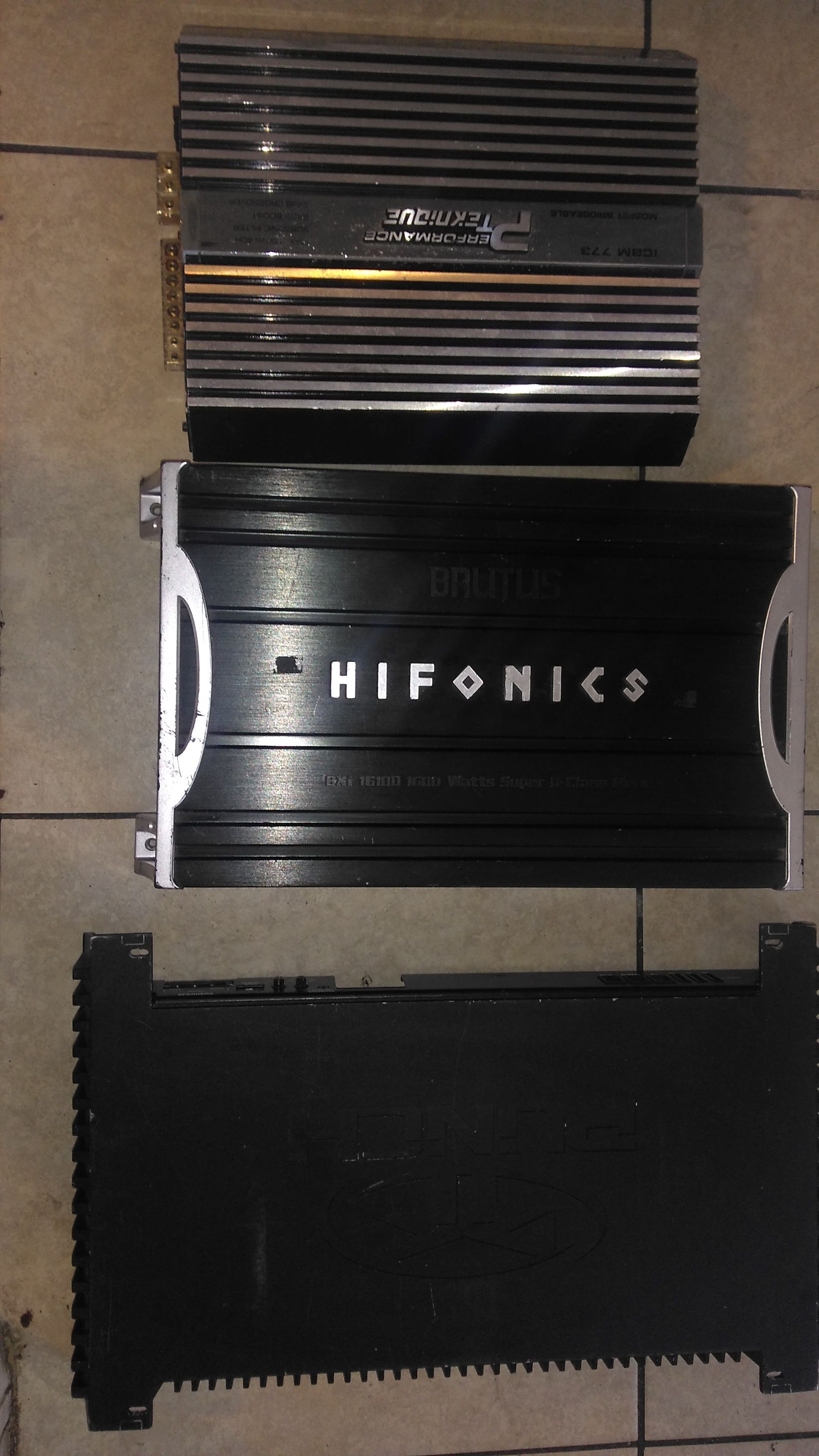 Hifonics Brutus. Bxi 16100 1600 watts super class mono