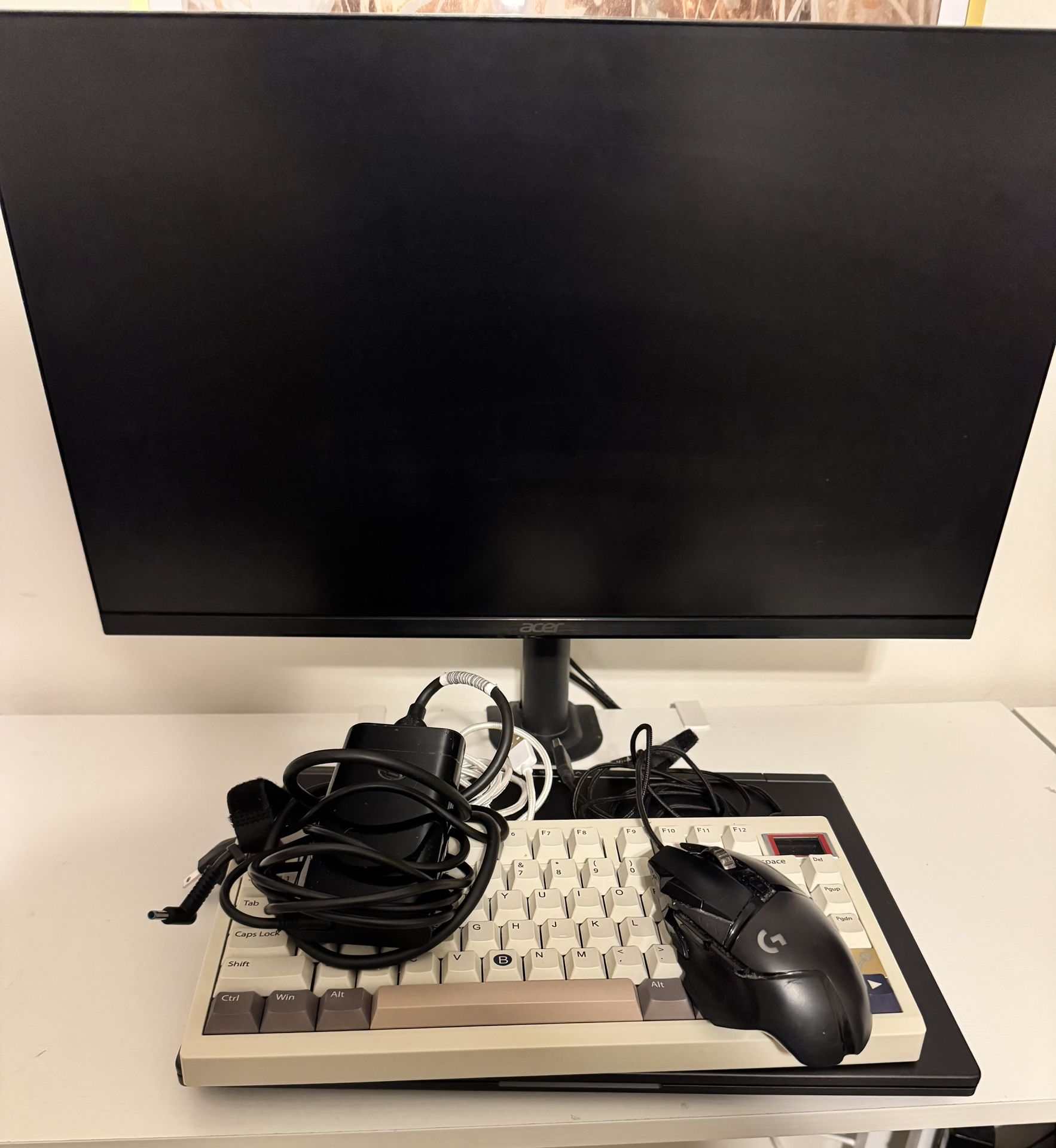 Gaming Setup - Gaming Laptop/Computer - Gaming Mouse & Keybored - Gaming Monitor- And Desk