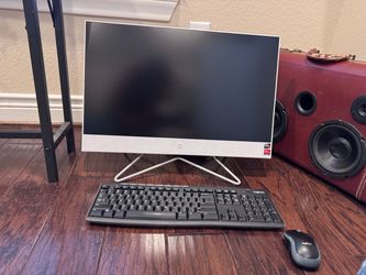 Desktop Computer with Keyboard and Mouse HP All-in-One