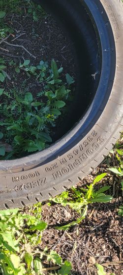 PIRELLI SCORPION TIRE 235/45R   20FIRM ON PRICE WILL NOT REPLY TO LOWER OFFERS OR IS IT STILL AVAILABLE 