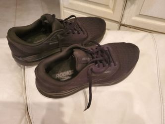 Brooks mens sneakers