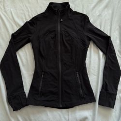 black lululeon shorts set size 2