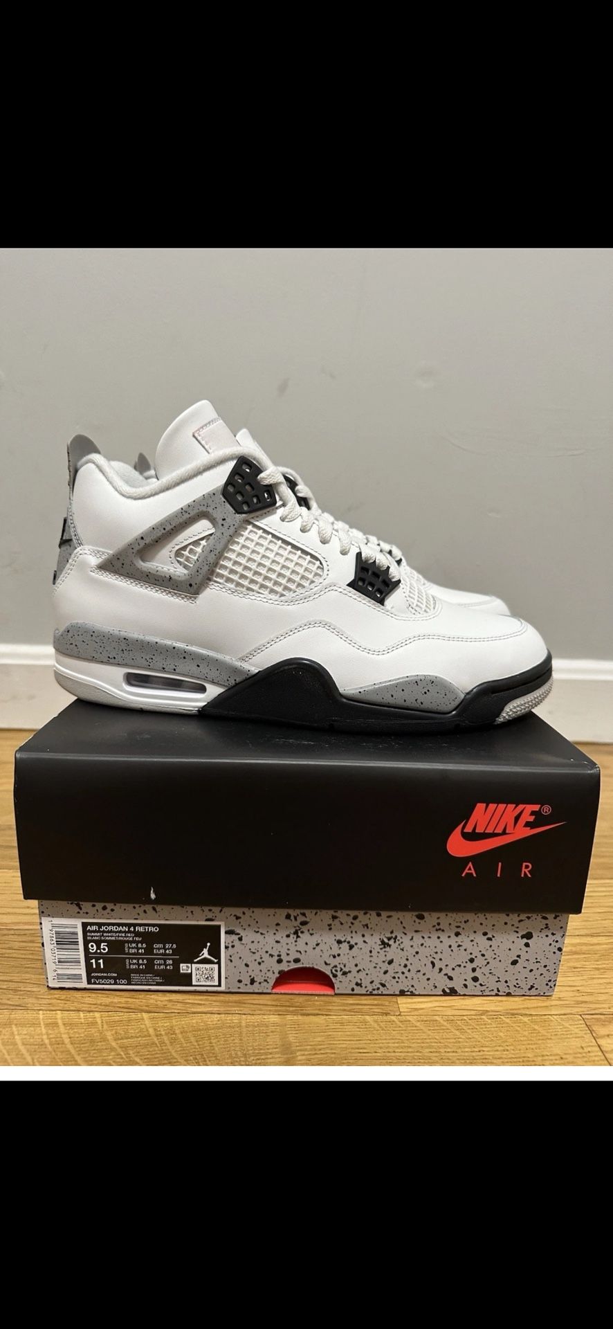DS JORDAN 4 WHITE CEMENT SIZE 9.5