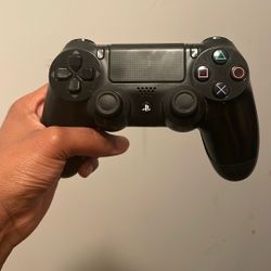 PS4 Controller