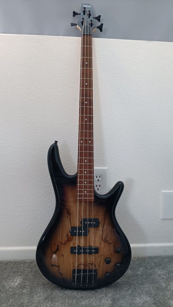 Ibanez Bass GSR200SM Guitar