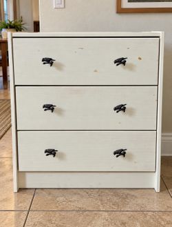 SHABBY CHIC WHITE CHILDRENS 3 DRAWER DRESSER WITH VINTAGE BIRD PULL HANDLES 27.5”H x 12.5”D x 24.5”W