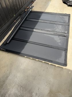 Folding Tonneau Cover