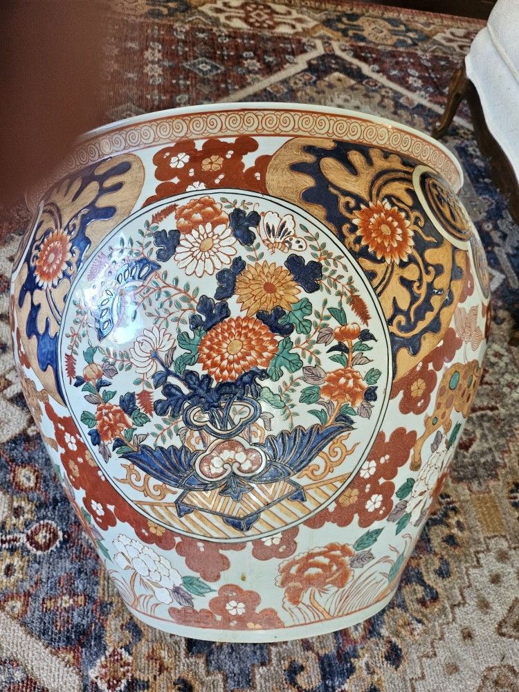 Imari Floor Vase 18" Height, 21" Wide