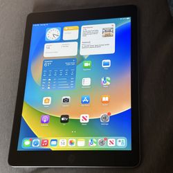 iPad 5th generation Tablet 32 GB