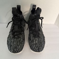 PRELOVED LEBRON  XV (GS) "OREO" BLACK/WHITE-WHITE SIZE 