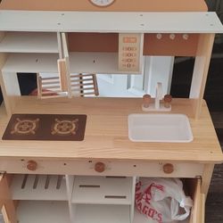 Play Kitchen 