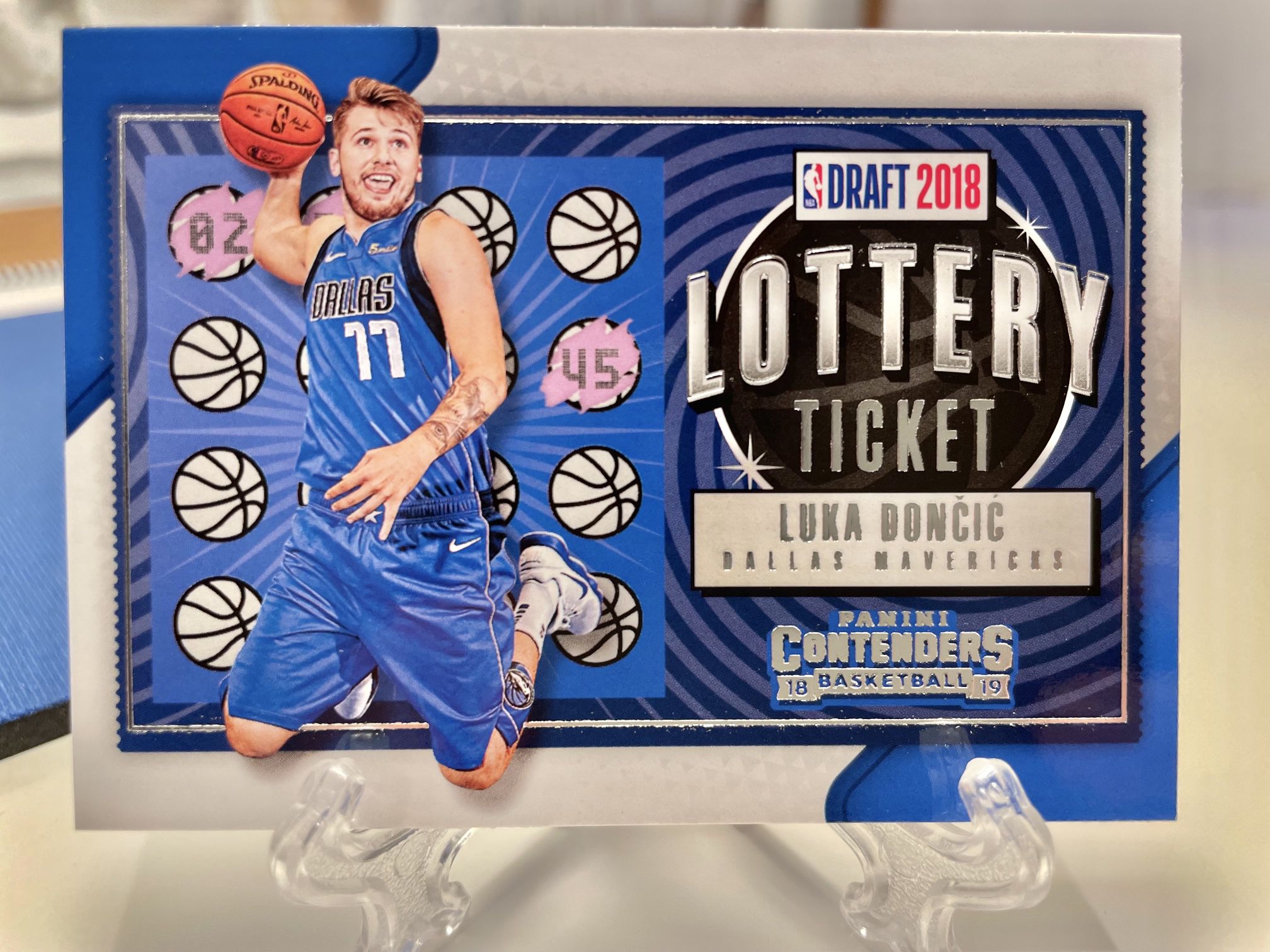 Luka Doncic 2018 Rookie Mavs Basketball Card
