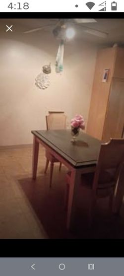 Farmhouse style kitchen table euc