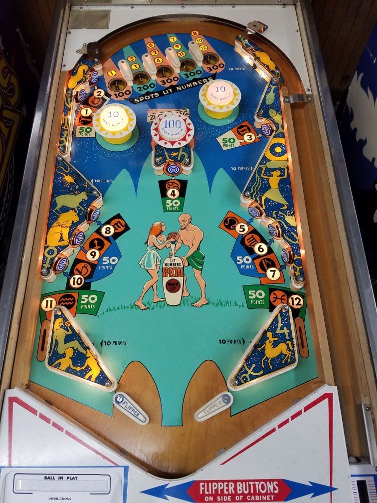 gottlieb aquarius pinball machine