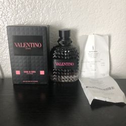 Valentino Born In Roma Intense 