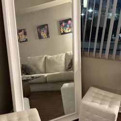 Mirror - Ottoman - Table Set