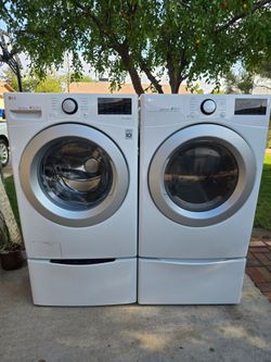 LG washer and dryer  in good working condition!!!