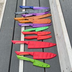 12 Colored Knives For Kitchen Like New And Sharp