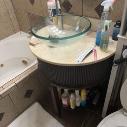 32” Bathroom Sink/faucet , Light Fixture And Mirror