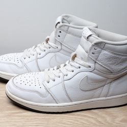 2017 Nike Jordan 1 White Retro High OG Perforated Sneakers in a Men's US Size 8.5