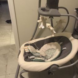 Graco Baby Swing