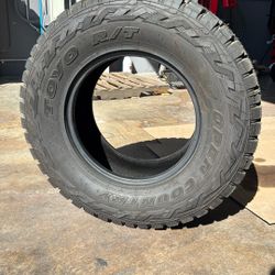 Brand New - Toyo tires open country R/T  295/70R17