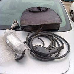 Nissan Leaf Electric Car EV  Charging Cord Works For All Years. 