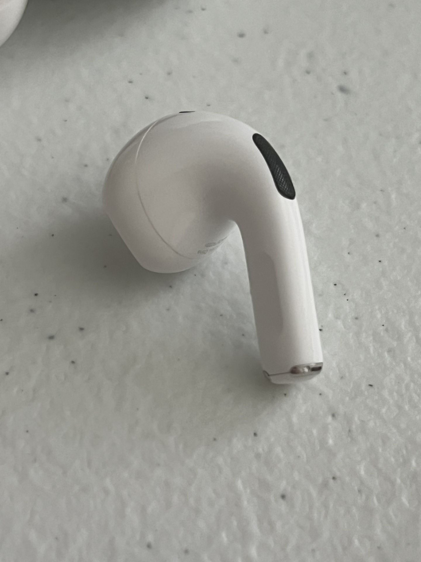 Left AirPod 3 & MagSafe Warranty & Receipt