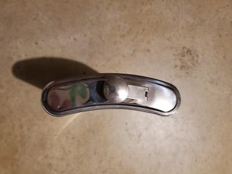 Color Silver, material aluminum. 
