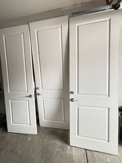 3 DOORS