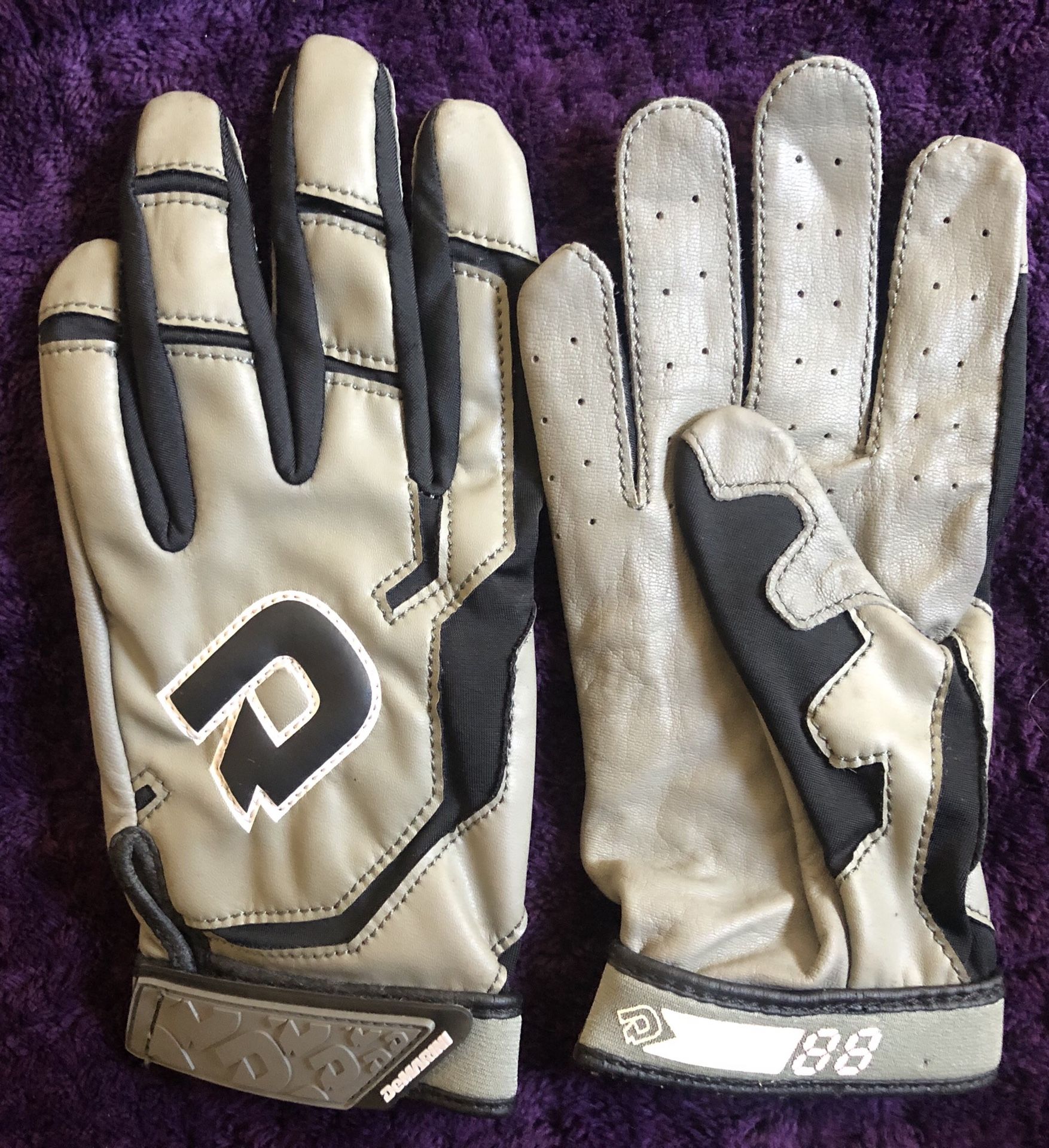 Demarini Adult Baseball / Softball Batting Gloves