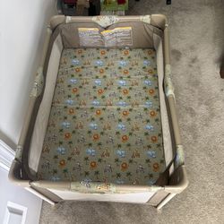 graco pack and play 