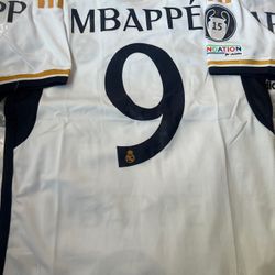 Soccer fútbol Real Madrid Mbappé #9 adult small to 4xl and kids sizes ,22, 24,26,28champions patch #15 Vini Jr Toni kross Luca Modric version sizes