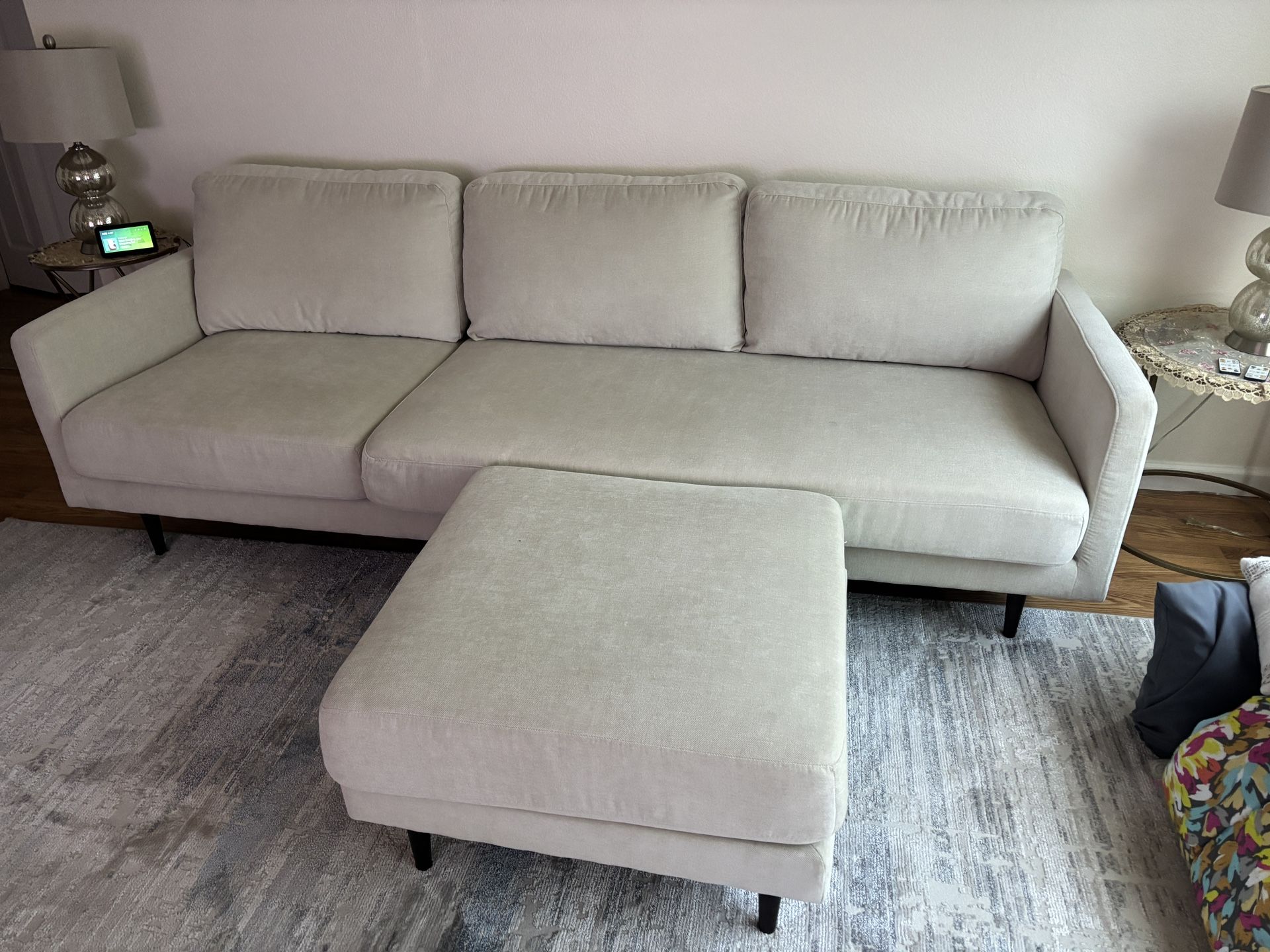 Couch Light Tan !!!!