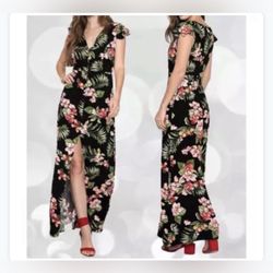 🌺 Ambiance Women’s Maxi Dress – Size Medium 🌺  Beautiful black floral maxi dress by Ambiance featuring a vibrant tropical print with pink flowers an