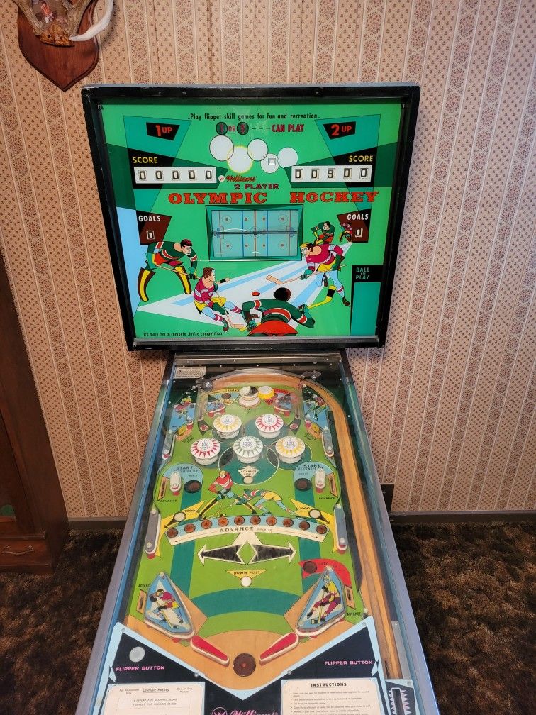 1972 Olympic Hockey Pinball Machine