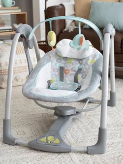 Ingenuity Swing 'n Go 5-Speed Baby Swing - Foldable, Portable, 2 Plush Toys & Sounds, 0-9 Months 6-20 lbs