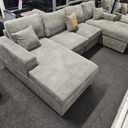 Especial Sectional Doble CHAISE CORDUROY $449