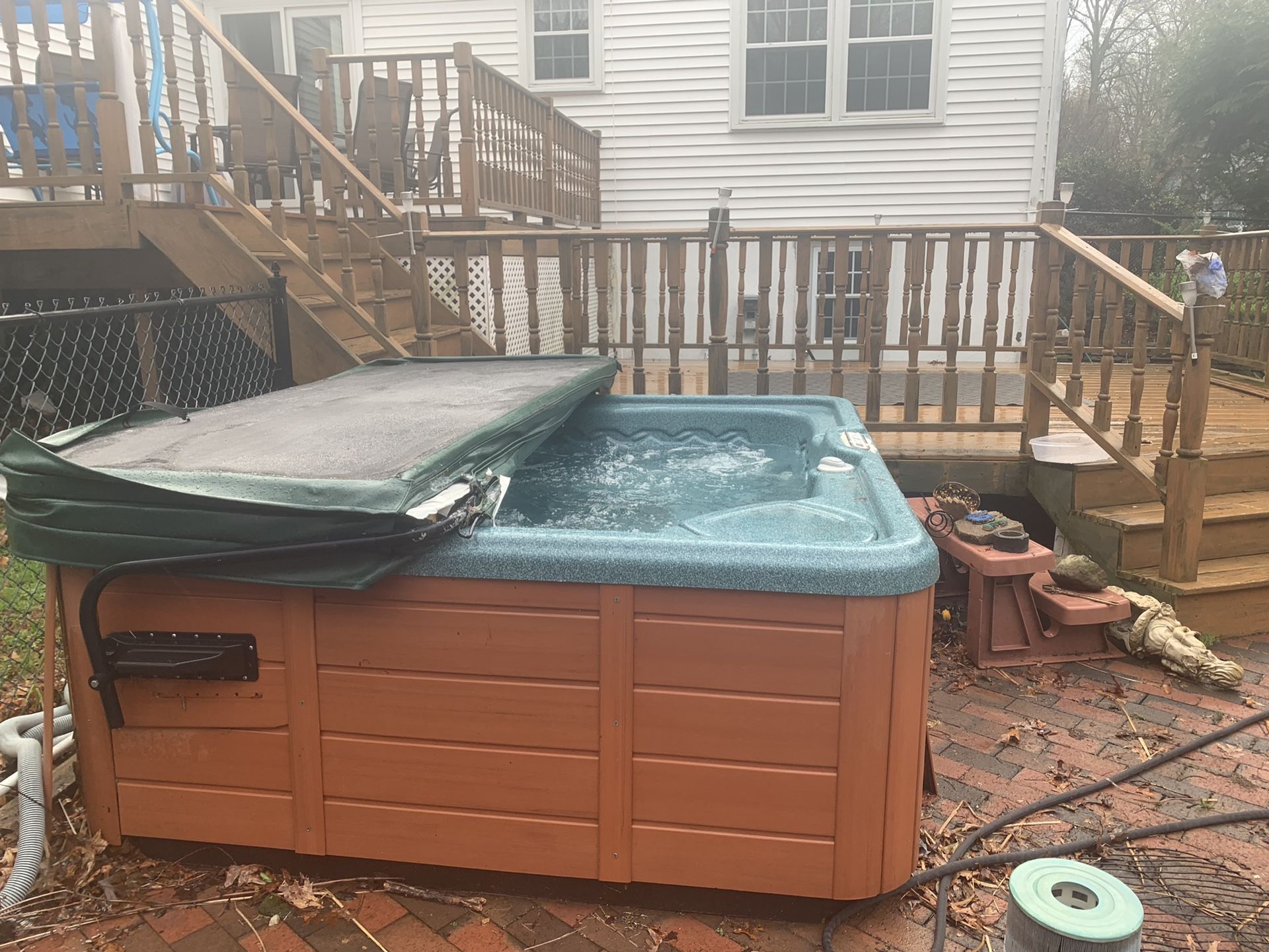 Tiger River Spa Bengal Model M. Hot tub as is for Sale in VERNON ROCKVL