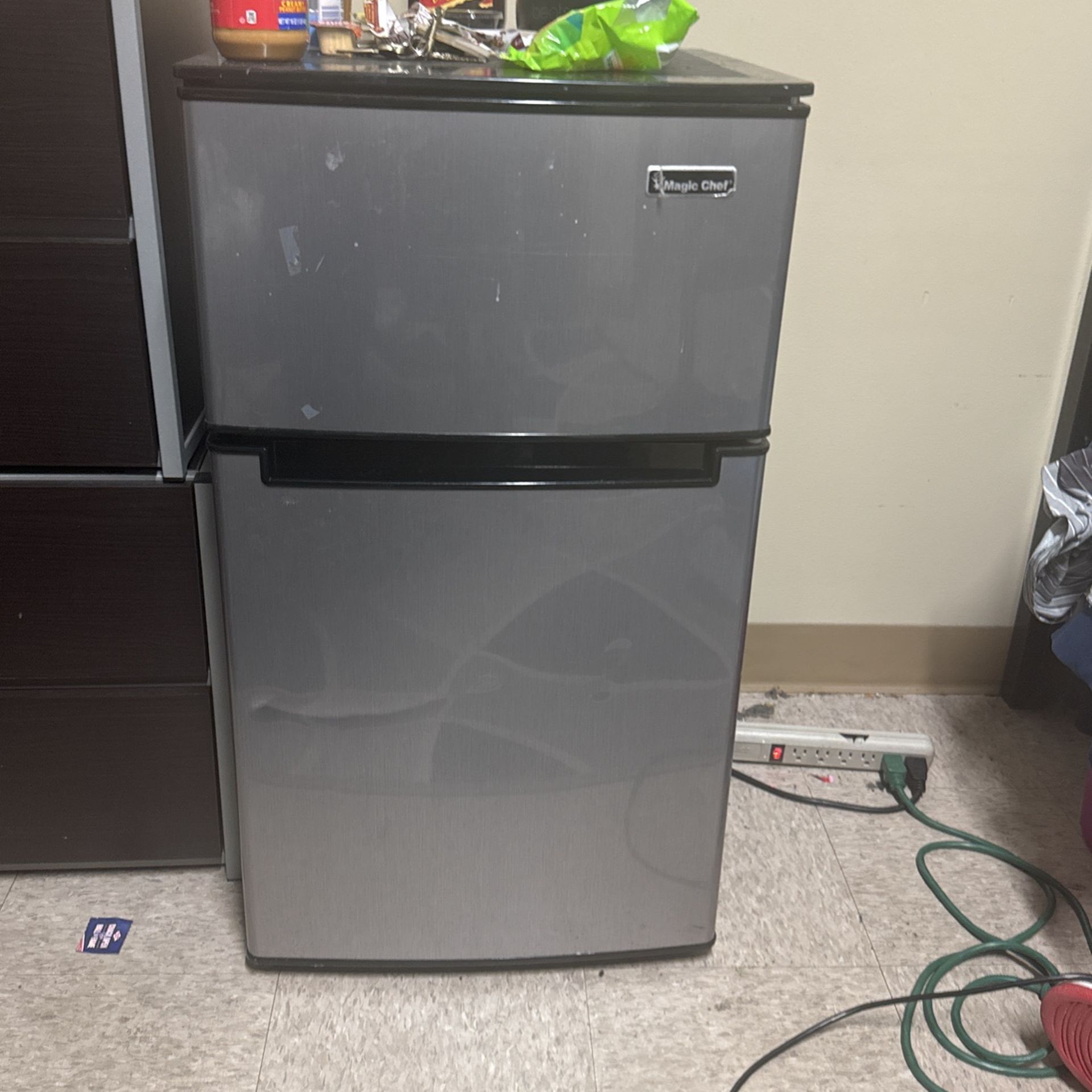 Magic Chef Mini Fridge