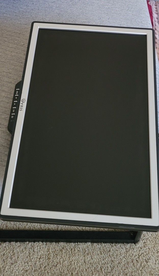 Oferta πππππUYRIS MONITOR 18X12πππ