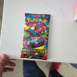 Pokemon Mega Evolution Single Pack