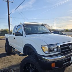 1999 Toyota Tacoma