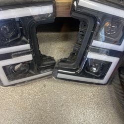 Ford F-250 Headlights