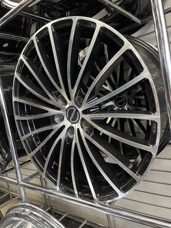 ​20" Black Machined Fin-Style Luxury Wheels - 5x120. ​ Fin style wheels, 20 inch luxury rims, BMW 7 series wheels