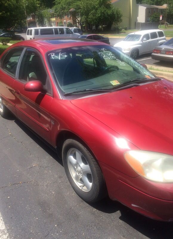 2003 Ford Taurus